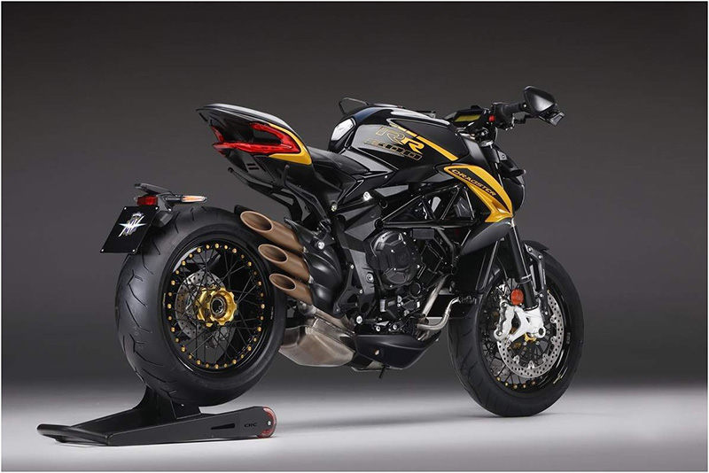 Las MV Agusta Brutale 800 RR SCS y Dragster 800 SCS vienen con embrague semiautomático